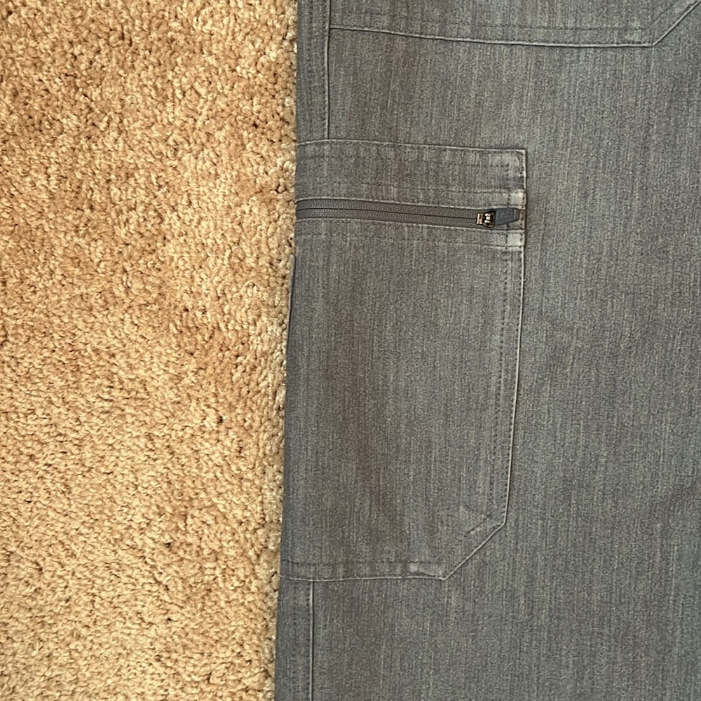 FIGS Cairo Scrub Pants - Picture 7 of 14